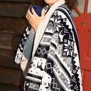 Victoria’s Secret fleece blanket
